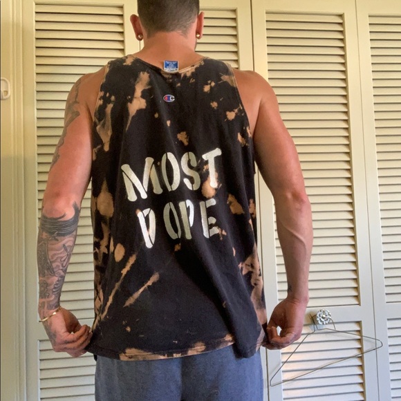 Tank - Picture 7 of 7